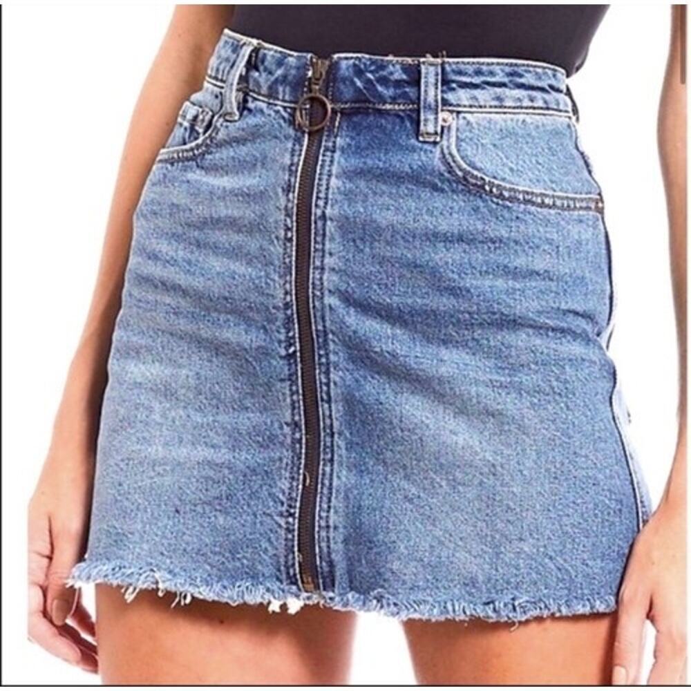 Free People We the Free jean skirt blue size 28